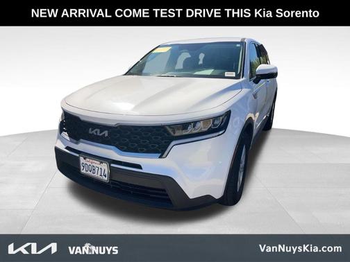 2022 Kia Sorento LX