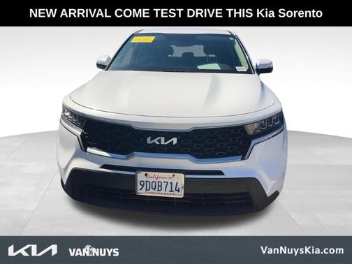 2022 Kia Sorento LX