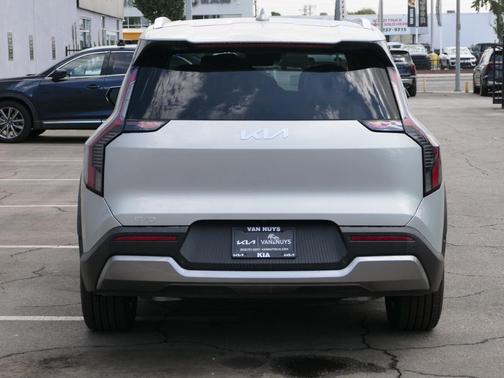 2026 Kia EV9 Wind