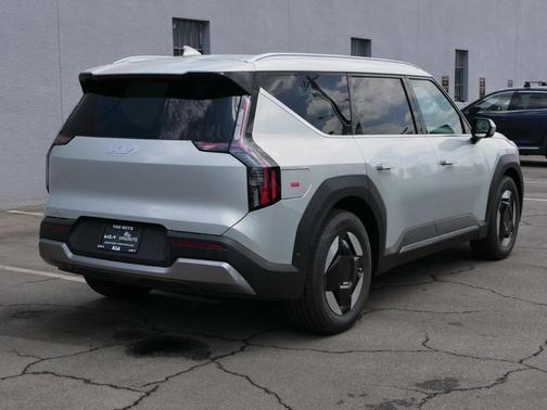 2026 Kia EV9 Wind
