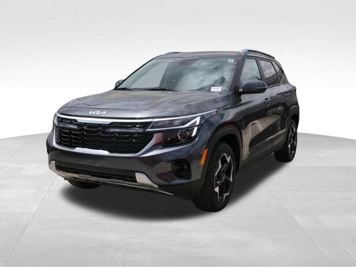 Gray 2025 Kia Seltos S