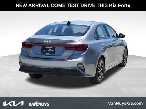 2023 Kia Forte LXS