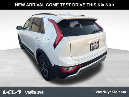 2025 Kia Niro LX