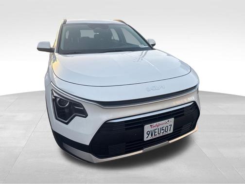 2025 Kia Niro LX