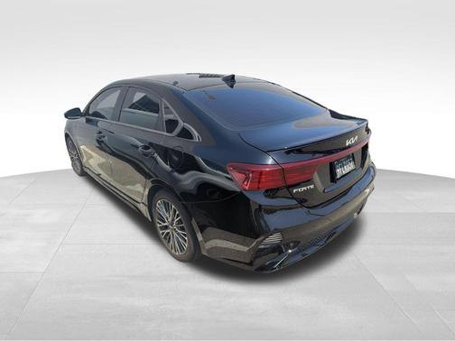 Aurora Black 2023 Kia Forte GT-Line