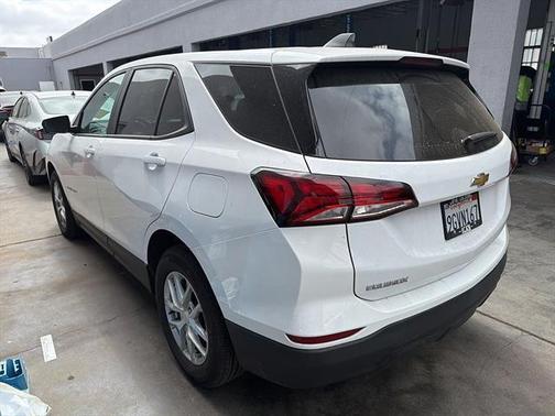 Summit White 2023 Chevrolet Equinox LS
