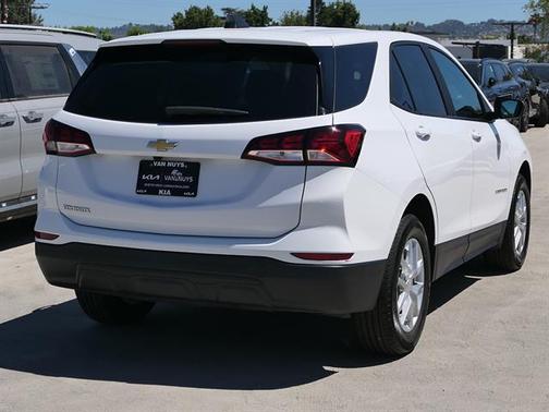 Summit White 2023 Chevrolet Equinox LS
