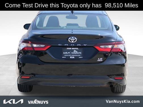 2022 Toyota Camry LE