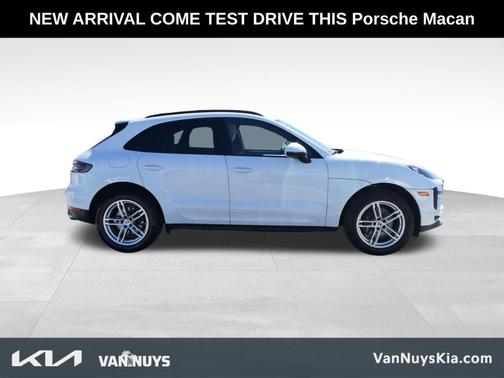 2019 Porsche Macan Base