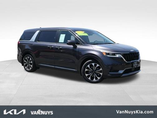 Metal 2024 Kia Carnival EX