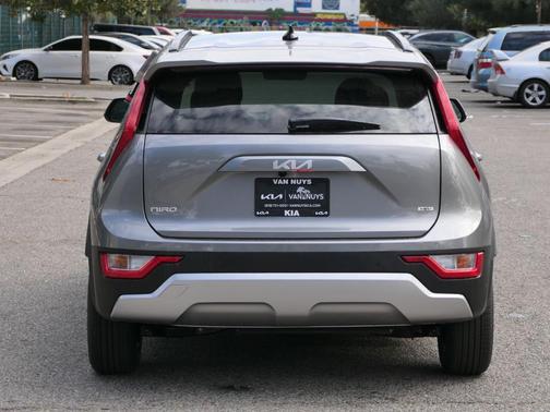 2025 Kia Niro EX