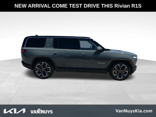 2023 Rivian R1S Launch Edition