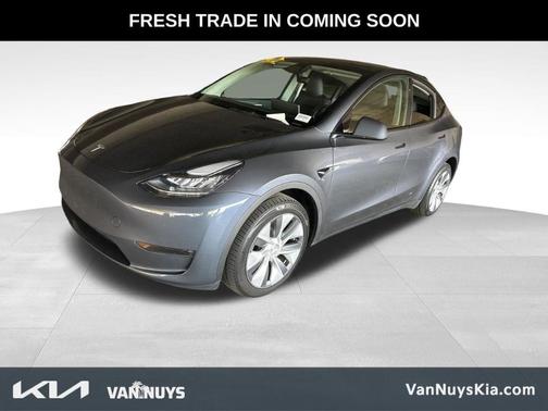 Gray 2023 Tesla Model Y Long Range