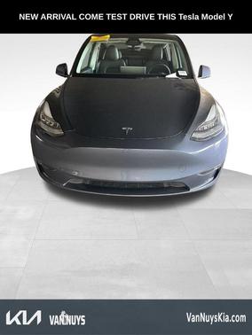 Gray 2023 Tesla Model Y Long Range