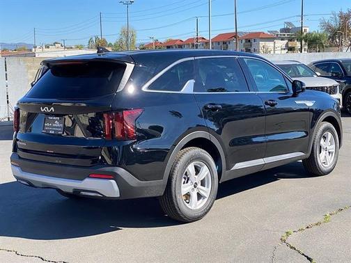 Ebony Black 2026 Kia Sorento LX