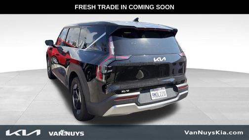 Aurora Black Pearl 2024 Kia EV9 Light Long Range