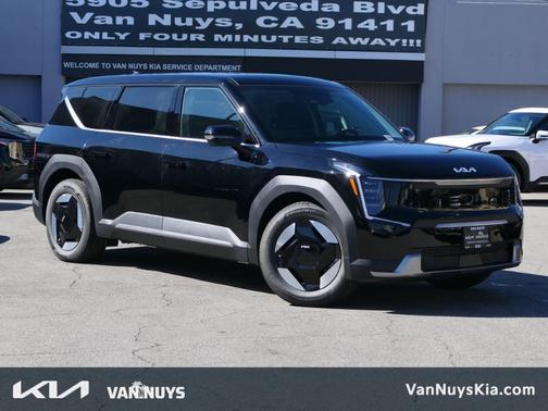 2026 Kia EV9 Light Short Range