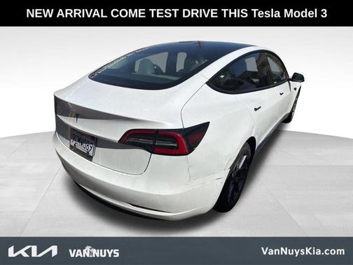 Pearl White Multi 2022 Tesla Model 3 Base
