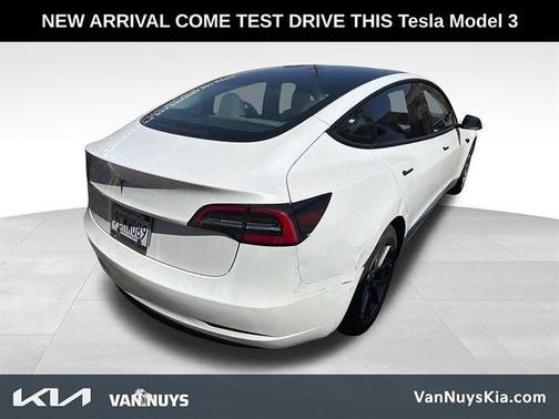 2022 Tesla Model 3 Base