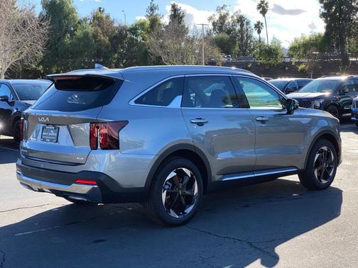 2026 Kia Sorento Hybrid EX