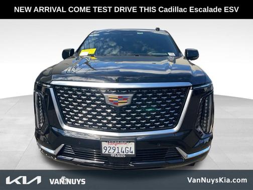 2025 Cadillac Escalade ESV Premium Luxury
