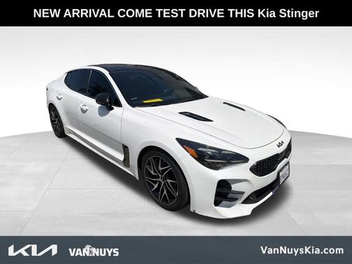 Snow White Pearl 2022 Kia Stinger GT-Line