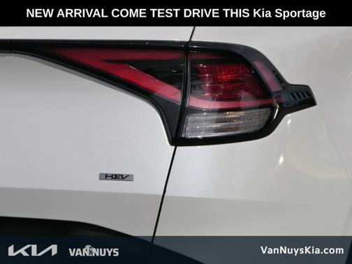 2023 Kia Sportage Hybrid LX