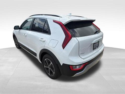 Snow White Pearl 2025 Kia Niro Plug-In Hybrid EX