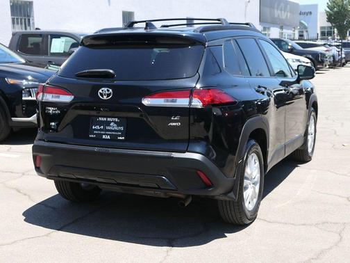 2024 Toyota Corolla Cross LE