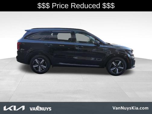 2022 Kia Sorento S
