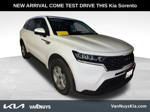 2022 Kia Sorento LX