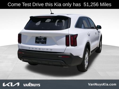 2022 Kia Sorento LX