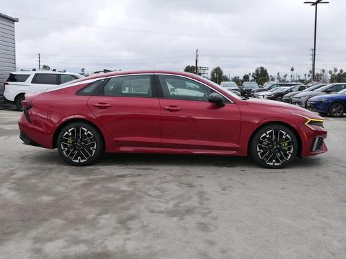 2025 Kia K5 GT