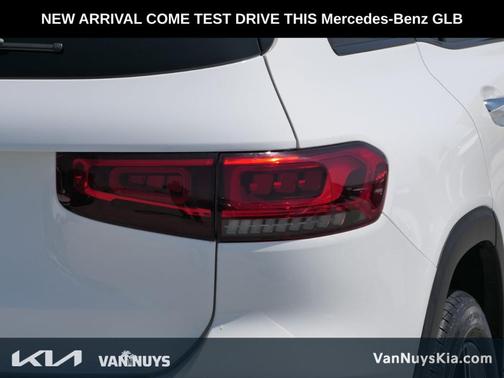 Digital White 2021 Mercedes-Benz GLB 250 Base