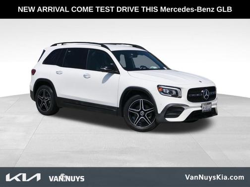 Digital White 2021 Mercedes-Benz GLB 250 Base