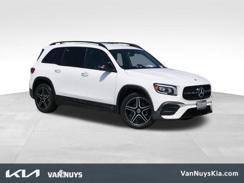 Digital White 2021 Mercedes-Benz GLB 250 Base