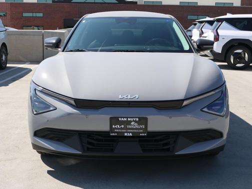 2025 Kia EV6 Light