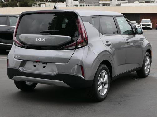 2025 Kia Soul S