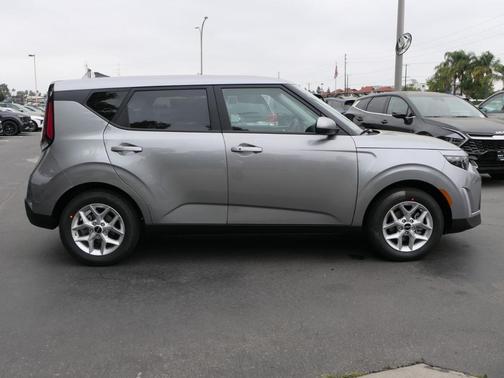 2025 Kia Soul S