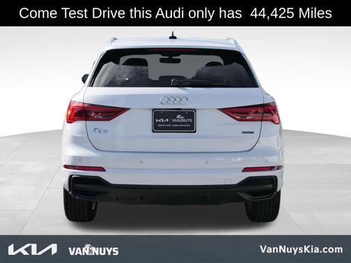 2024 Audi Q3 45 S line Premium