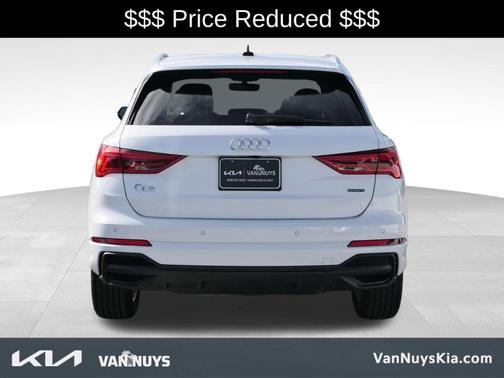 2024 Audi Q3 45 S line Premium