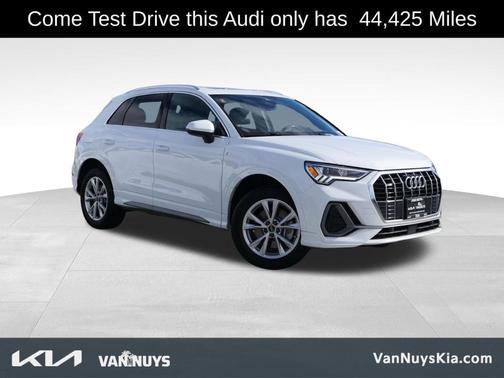 2024 Audi Q3 45 S line Premium