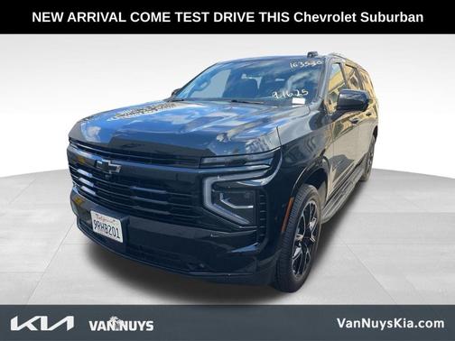 2025 Chevrolet Suburban RST