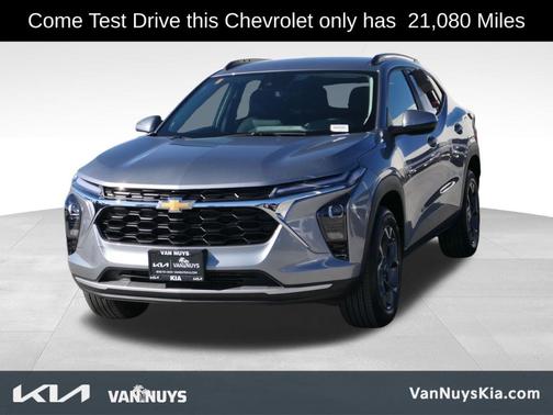 2025 Chevrolet Trax LT