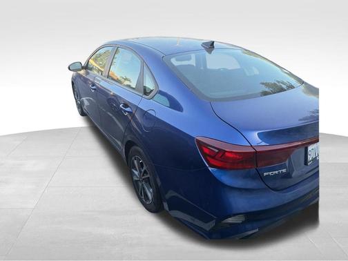 Deep Sea Blue 2023 Kia Forte LXS
