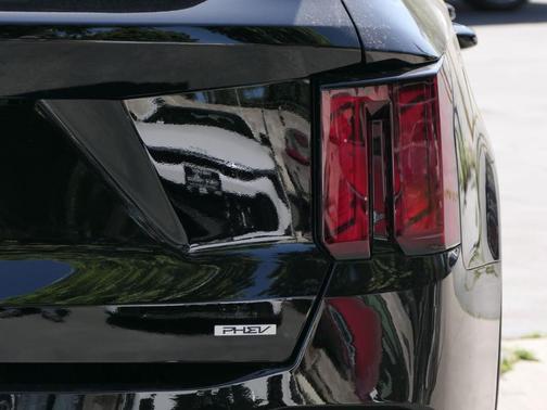 2025 Kia Sorento Plug-In Hybrid EX