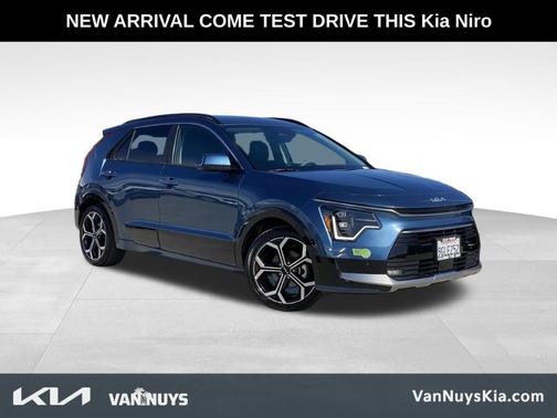 2023 Kia Niro Plug-In Hybrid SX Touring