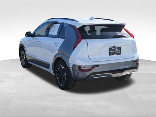 2023 Kia Niro EV Wave