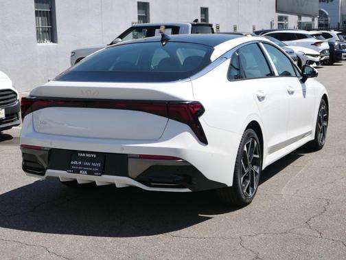 2025 Kia K5 EX