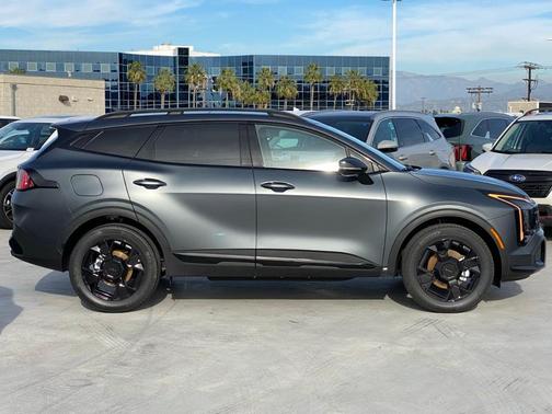 2026 Kia Sportage Plug-In Hybrid X-Line